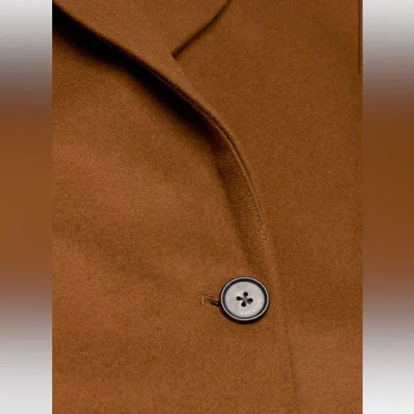 Aritzia Babaton Stedman Coat- Large - Picture 4 of 11